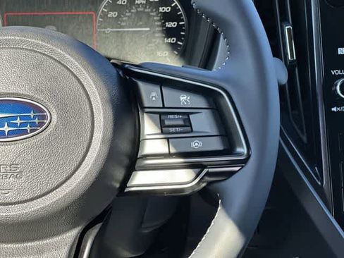Used 2025 Subaru Forester Premium AWD/4WD image 10