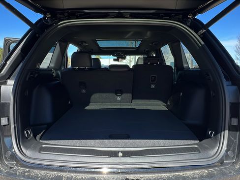 New 2026 Jeep Grand Cherokee Limited Reserve image 13