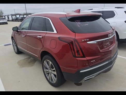 Certified 2025 Cadillac XT5 Premium Luxury w/ Technology Package image 2