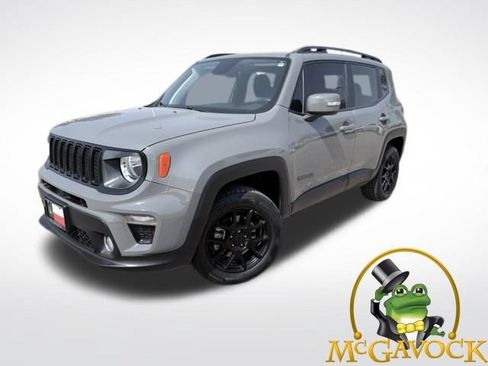 Used 2020 Jeep Renegade Altitude w/ UConnect 8.4 Nav Group AWD/4WD image 1