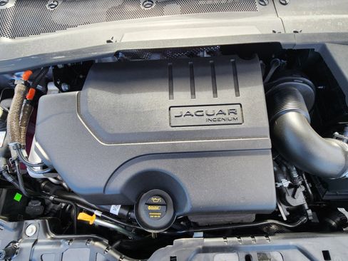 New 2024 Jaguar E-PACE R-Dynamic SE image 22