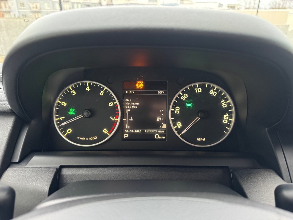 Used 2015 Land Rover LR4 HSE AWD/4WD image 18