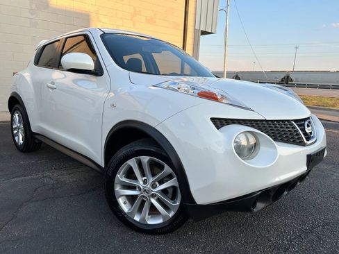 Used 2014 Nissan Juke SV FWD image 1