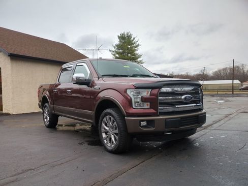 Used 2016 Ford F150 Lariat w/ Equipment Group 502A Luxury AWD/4WD image 3