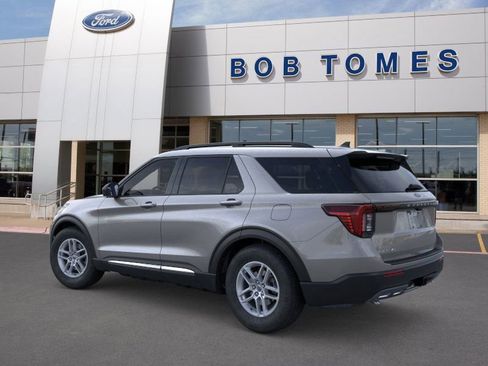 New 2025 Ford Explorer Active w/ Active Comfort Package image 5