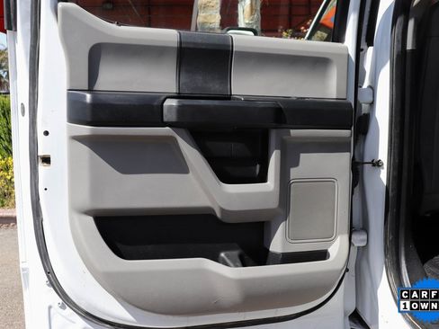 Used 2017 Ford F450 XL w/ Power Equipment Group image 26