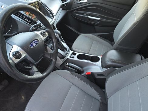 Used 2014 Ford Escape SE w/ Equipment Group 201A AWD/4WD image 10