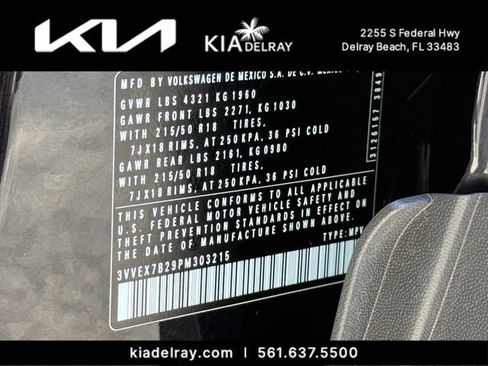 Used 2023 Volkswagen Taos SE w/ Panoramic Sunroof Package FWD image 36