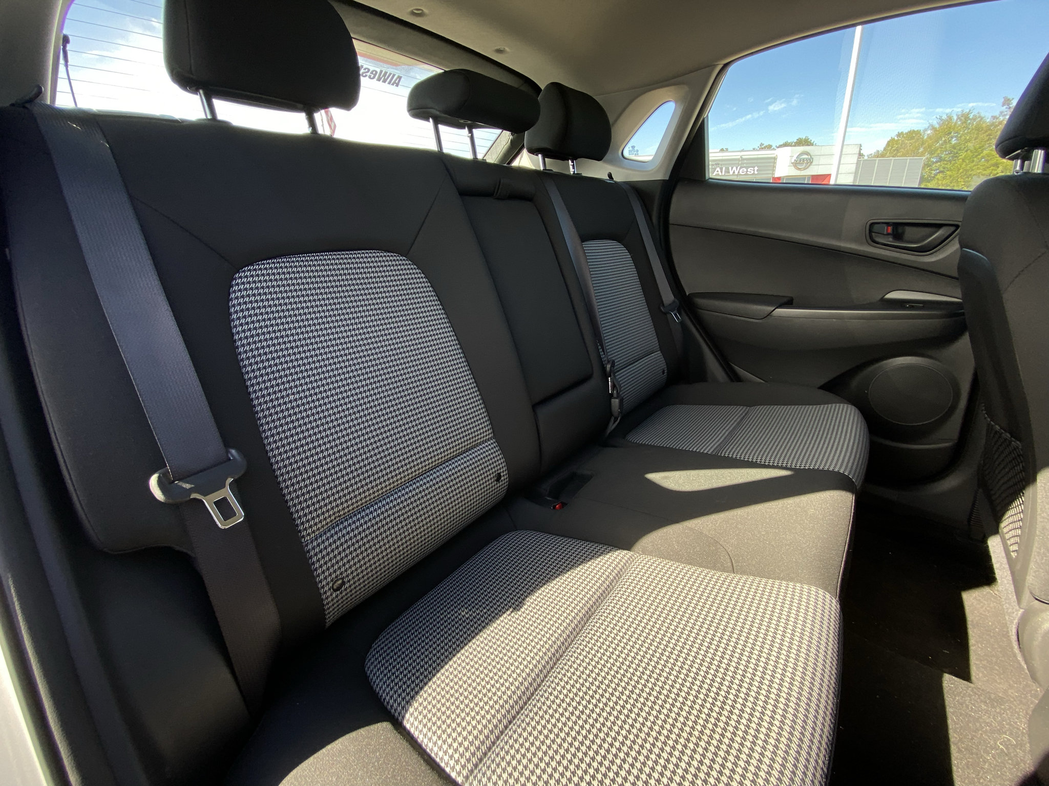 Used 2021 Hyundai Kona SE AWD/4WD image 10