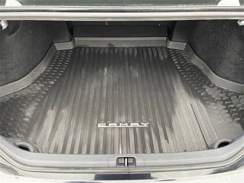 Used 2024 Toyota Camry XLE w/ Navigation Package image 22