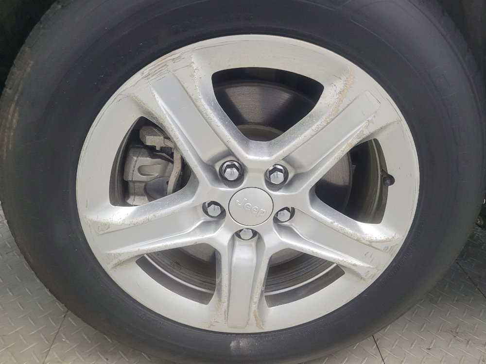 Used 2023 Jeep Compass Latitude AWD/4WD image 31