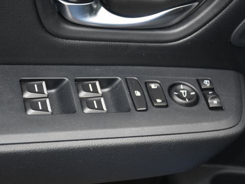 Used 2024 Honda Pilot TrailSport image 11