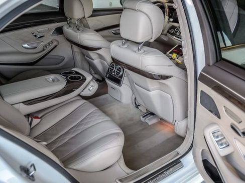 Used 2018 Mercedes-Benz S 560 Sedan image 44