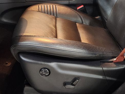 Used 2021 Jeep Grand Cherokee SRT image 45