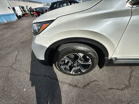Used 2018 Honda CR-V Touring image 10