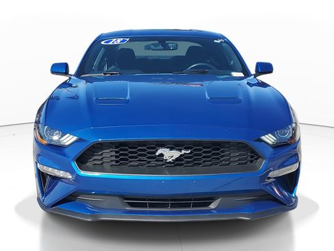 Used 2018 Ford Mustang Coupe w/ Equipment Group 101A image 2