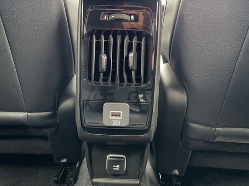 New 2026 Jeep Compass Latitude image 15