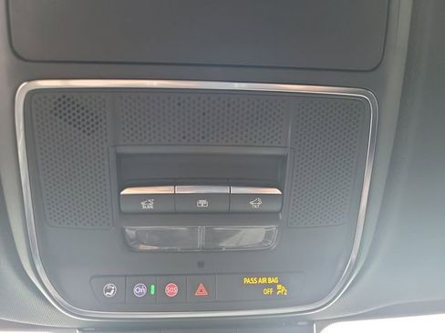 Certified 2026 Chevrolet Traverse RS image 18