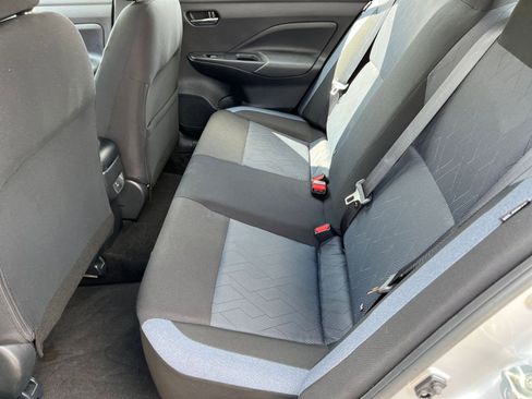 Used 2025 Nissan Versa SV FWD image 22