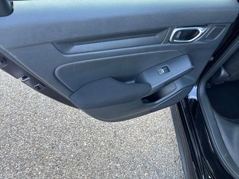 Used 2022 Honda Civic Sport image 14