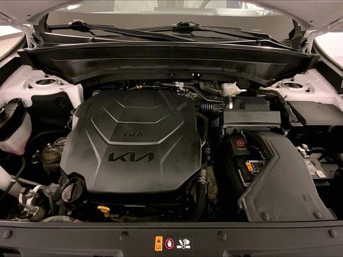 Used 2024 Kia Telluride S FWD image 10