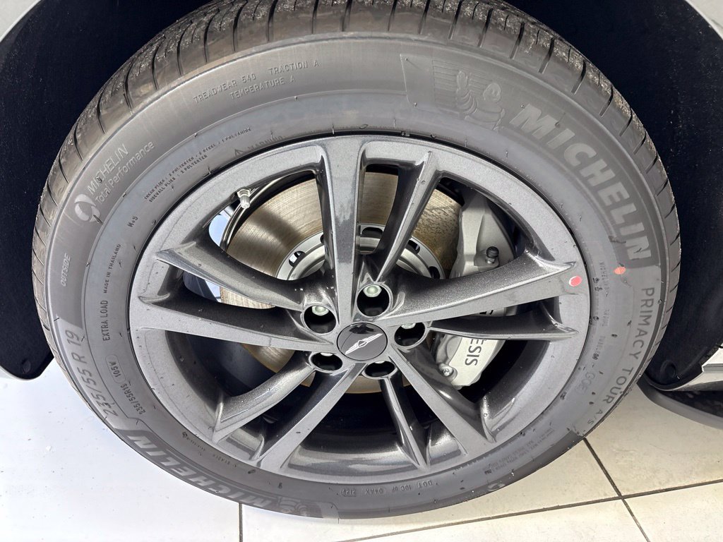 New 2027 Genesis GV70 2.5T Select AWD/4WD image 9