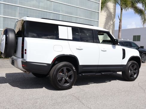Used 2025 Land Rover Defender 130 S AWD/4WD image 9