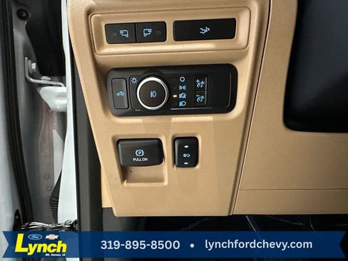 Used 2022 Ford F150 Lariat w/ Equipment Group 502A High image 19