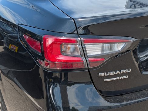 Used 2025 Subaru Legacy Premium AWD/4WD image 17