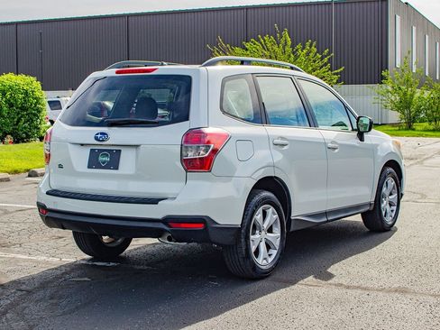 Used 2015 Subaru Forester 2.5i w/ Alloy Wheel Package AWD/4WD image 6