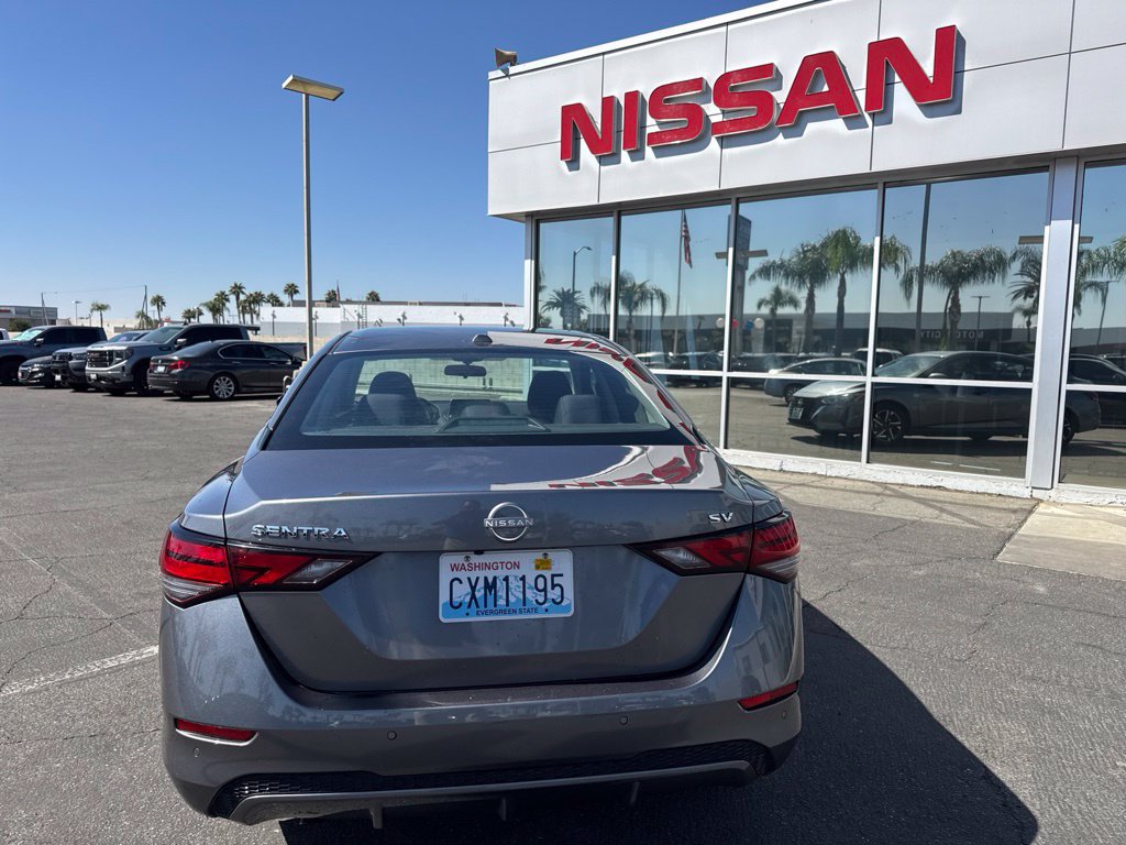Used 2024 Nissan Sentra SV FWD image 3