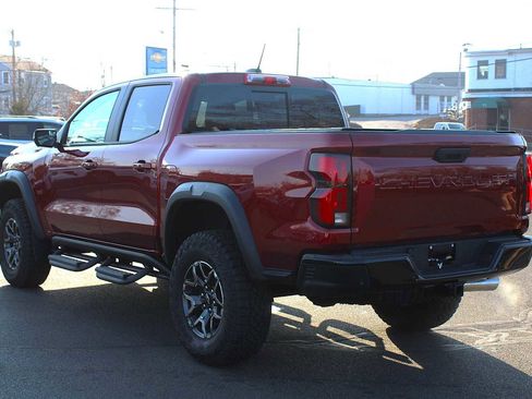 Used 2022 Chevrolet Colorado ZR2 image 3