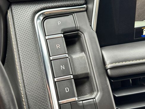 Used 2023 GMC Yukon AT4 w/ AT4 Premium Package image 25