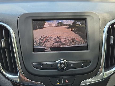 Used 2024 Chevrolet Equinox LS w/ LS Convenience Package FWD image 20