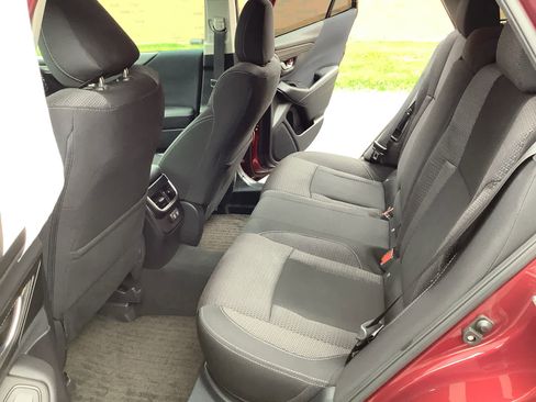 Used 2022 Subaru Outback Premium image 11