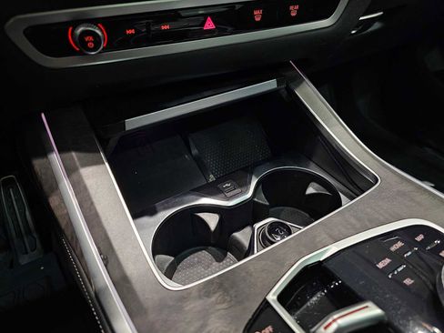 Used 2023 BMW X7 xDrive40i w/ M Sport Package image 19