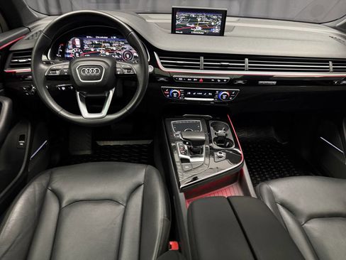 Used 2018 Audi Q7 3.0T Prestige w/ Prestige Package image 16