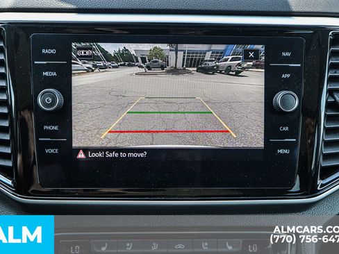 Used 2023 Volkswagen Atlas SEL Premium image 45