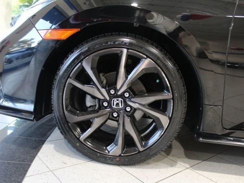 Used 2018 Honda Civic Sport Touring image 77