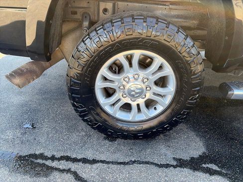 Used 2016 RAM 2500 Laramie image 15