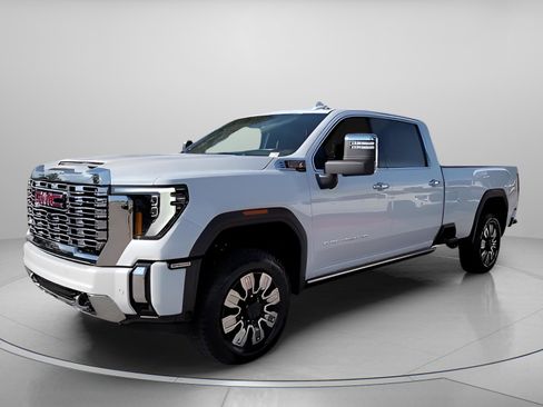 New 2026 GMC Sierra 3500 Denali w/ Denali Reserve Package image 2