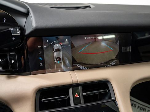 New 2026 Porsche Taycan image 18