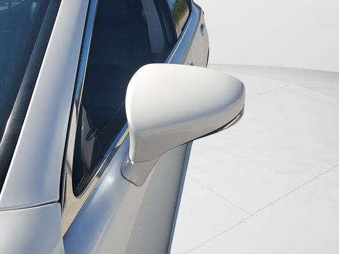 Used 2016 Lexus ES 350 w/ Premium Package w/Wood Trim image 21