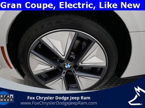 Used 2025 BMW i4 eDrive40 image 27