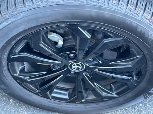 Certified 2022 Toyota RAV4 SE w/ Convenience Package AWD/4WD image 10