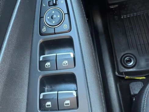 Used 2020 Hyundai Santa Fe SEL AWD/4WD image 14