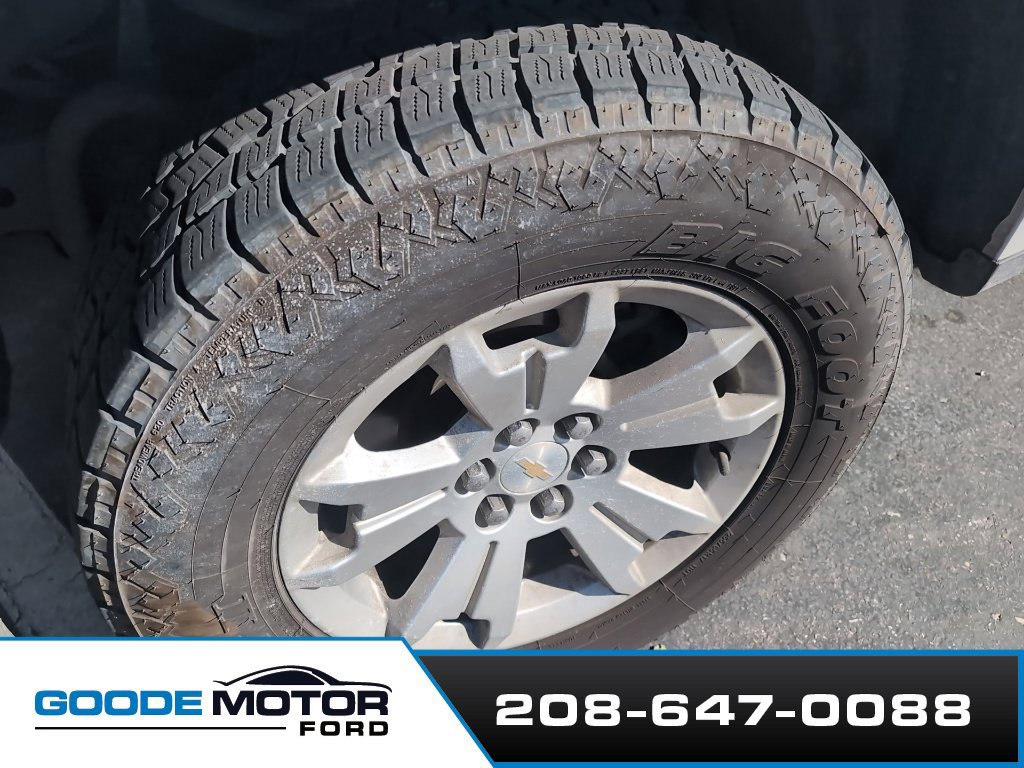 Used 2022 Chevrolet Colorado LT w/ Luxury Package AWD/4WD image 3