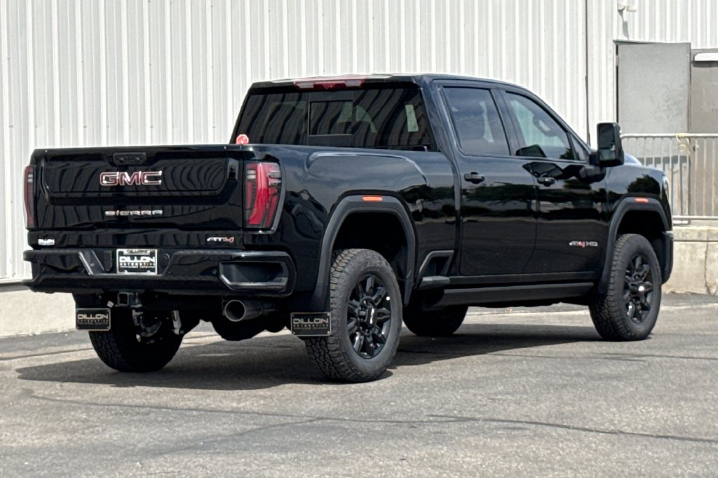 Used 2026 GMC Sierra 2500 AT4 w/ AT4 Premium Plus Package AWD/4WD image 7