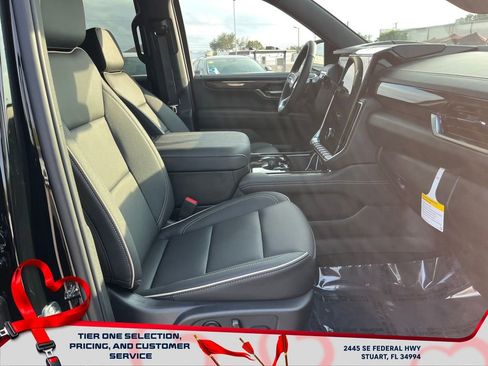 New 2026 GMC Yukon XL Elevation image 20