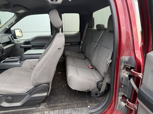 Used 2019 Ford F150 XLT AWD/4WD image 6